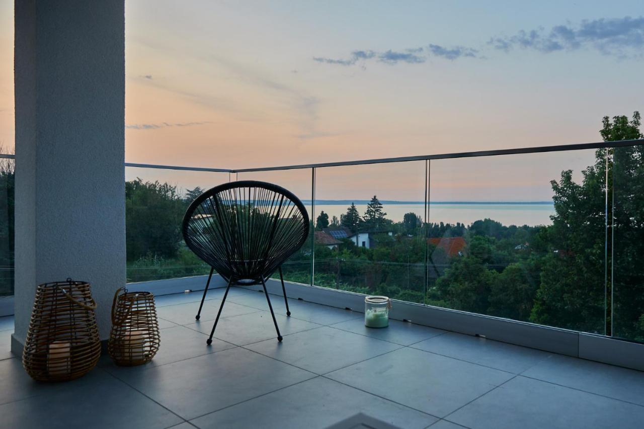 Balatonalmádi Lake Spirit Boutique Apartments מראה חיצוני תמונה