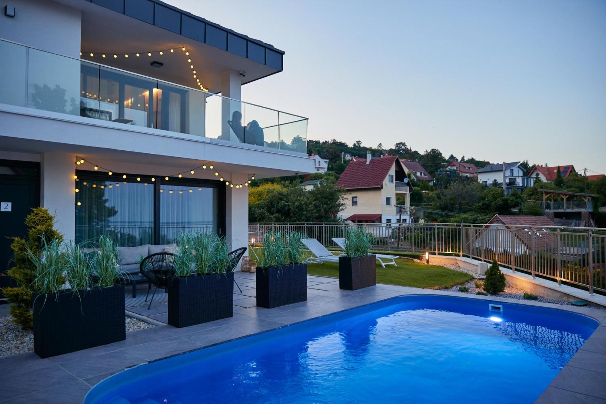 Balatonalmádi Lake Spirit Boutique Apartments מראה חיצוני תמונה
